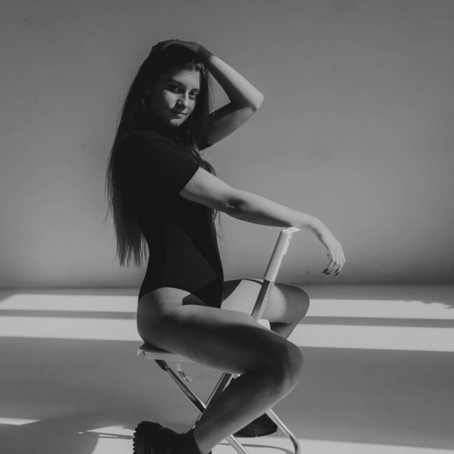 Fusialka, czarno- białe