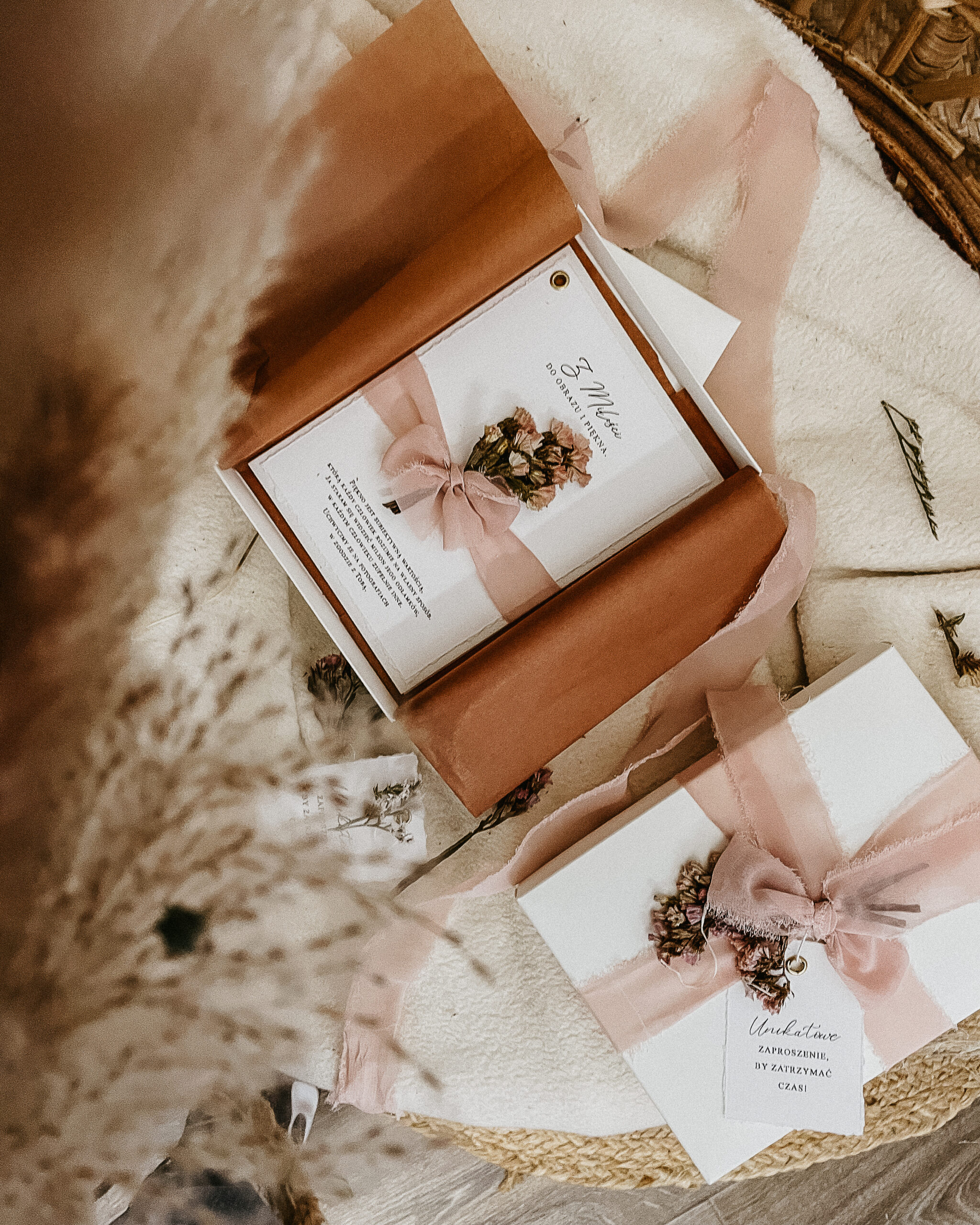 VOUCHER NA SESJĘ KOBIECĄ PAKIET BOGINI - obrazek 4