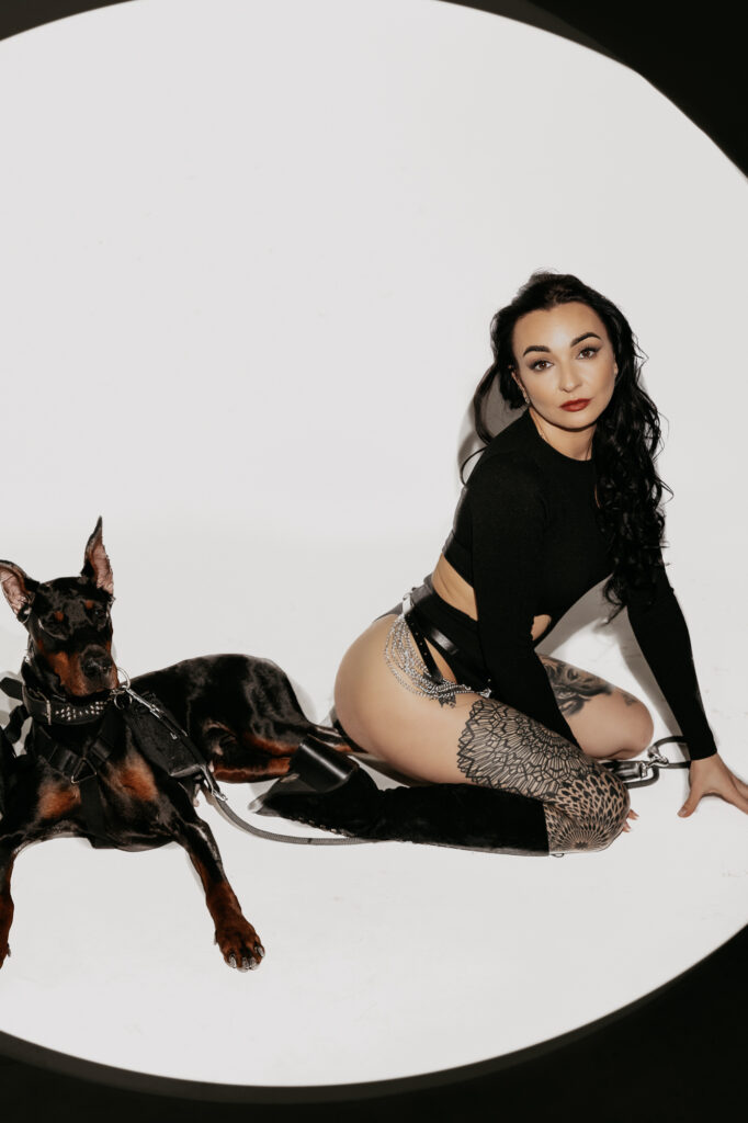 sesja z psem, sesja z dobermanem